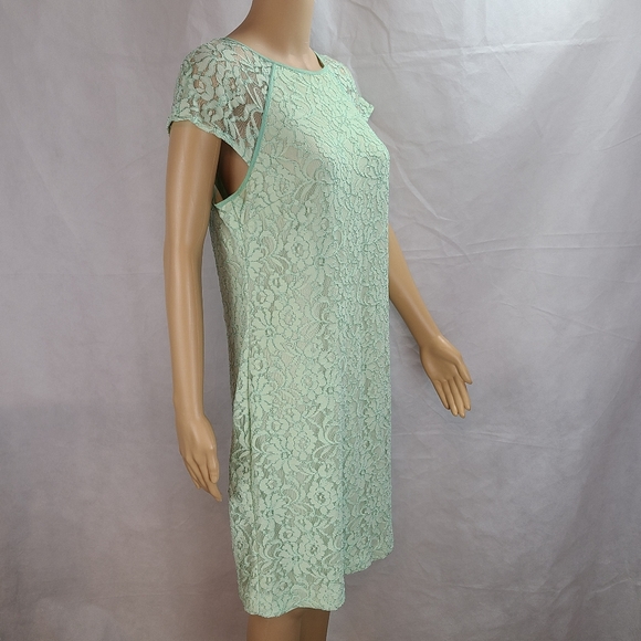 New York & Company Stretch  Women's (M) Mint Green Lace Sleeveless Sheath Dress - Picture 9 of 12